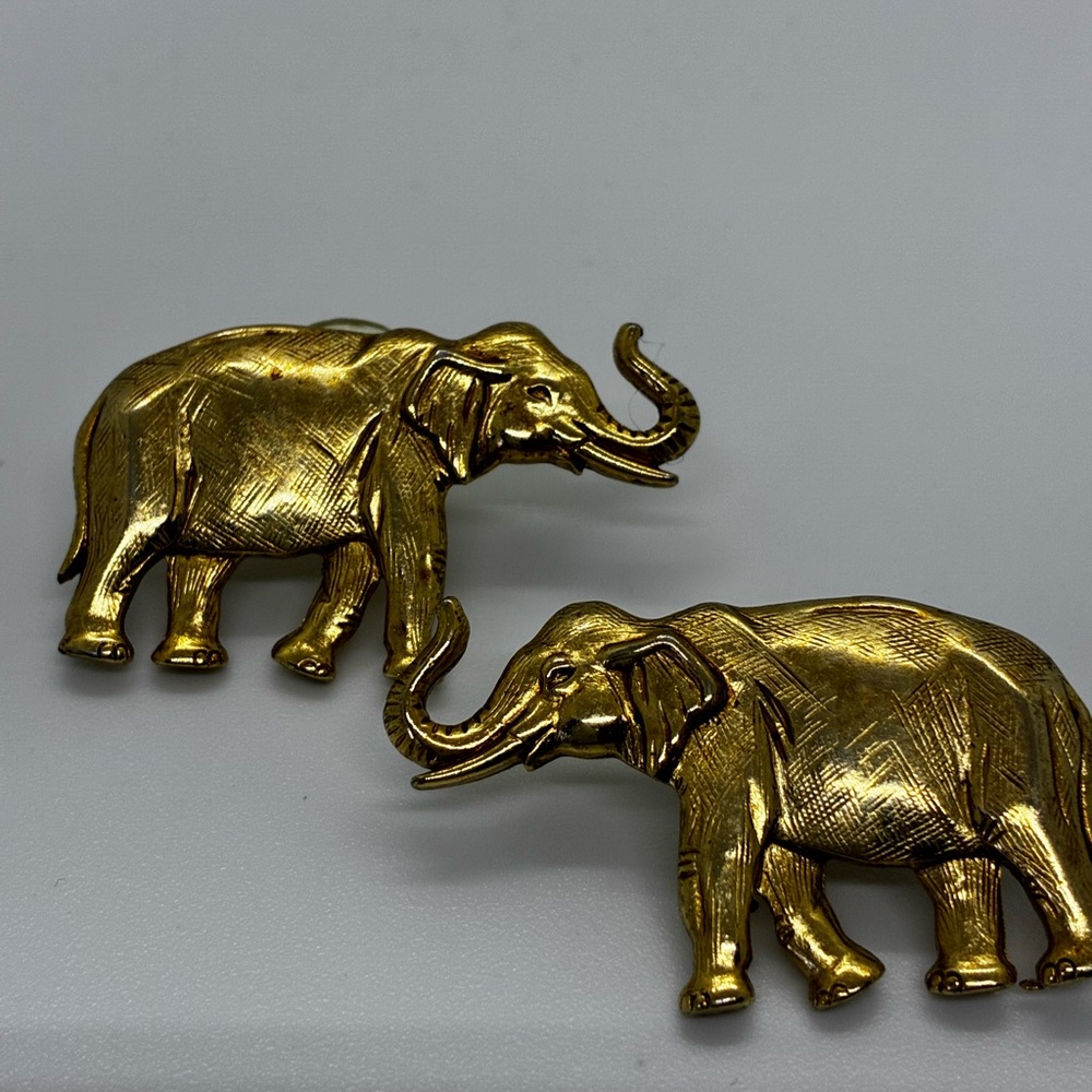 Gold Elephant Earrings - Picture 3 of 8